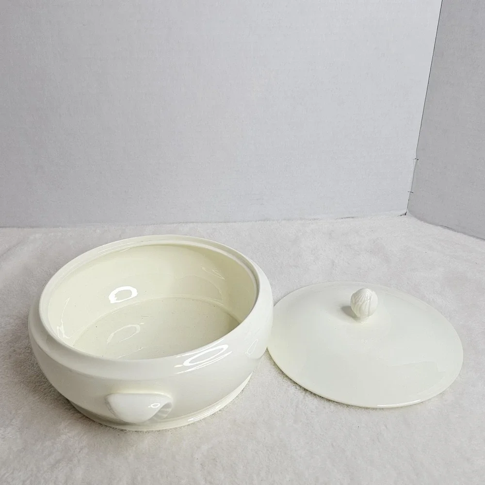Vintage stoneware set by Pfaltzgraff Casserole, Dish And Salt Pepper Shakers